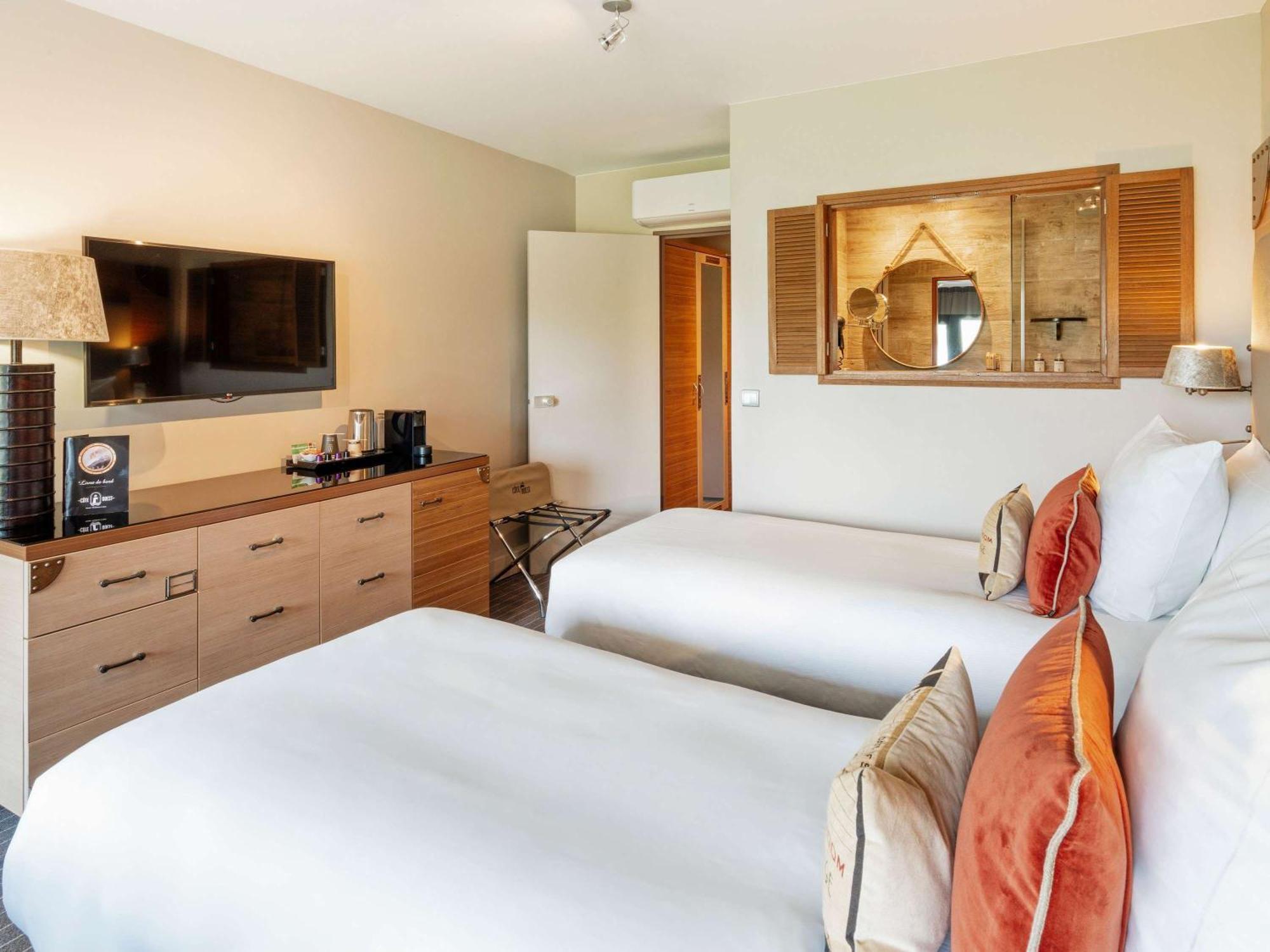 Hotel Cote Ouest Thalasso & D'olonne - Mgallery Les Sables-dʼOlonne
